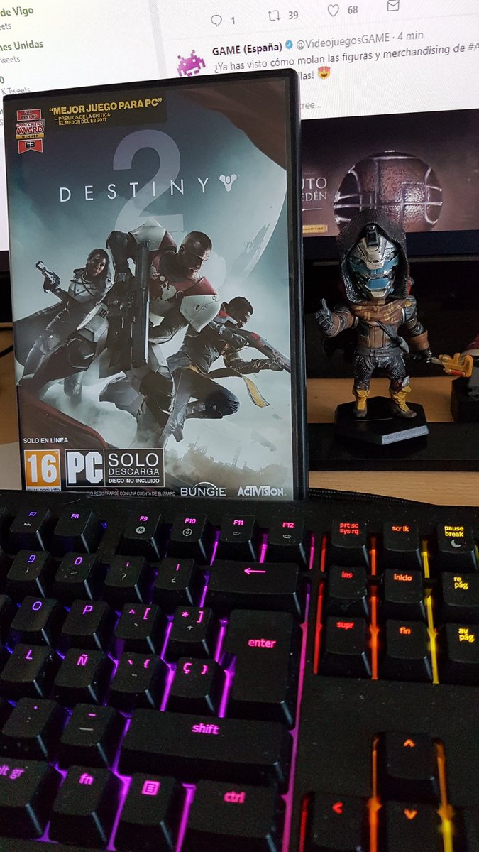 henryfr90's tweet photo. Cayde approves @VideojuegosGAME. Vicio a tope con @ivanbort3 https://t.co/qnROajydyX