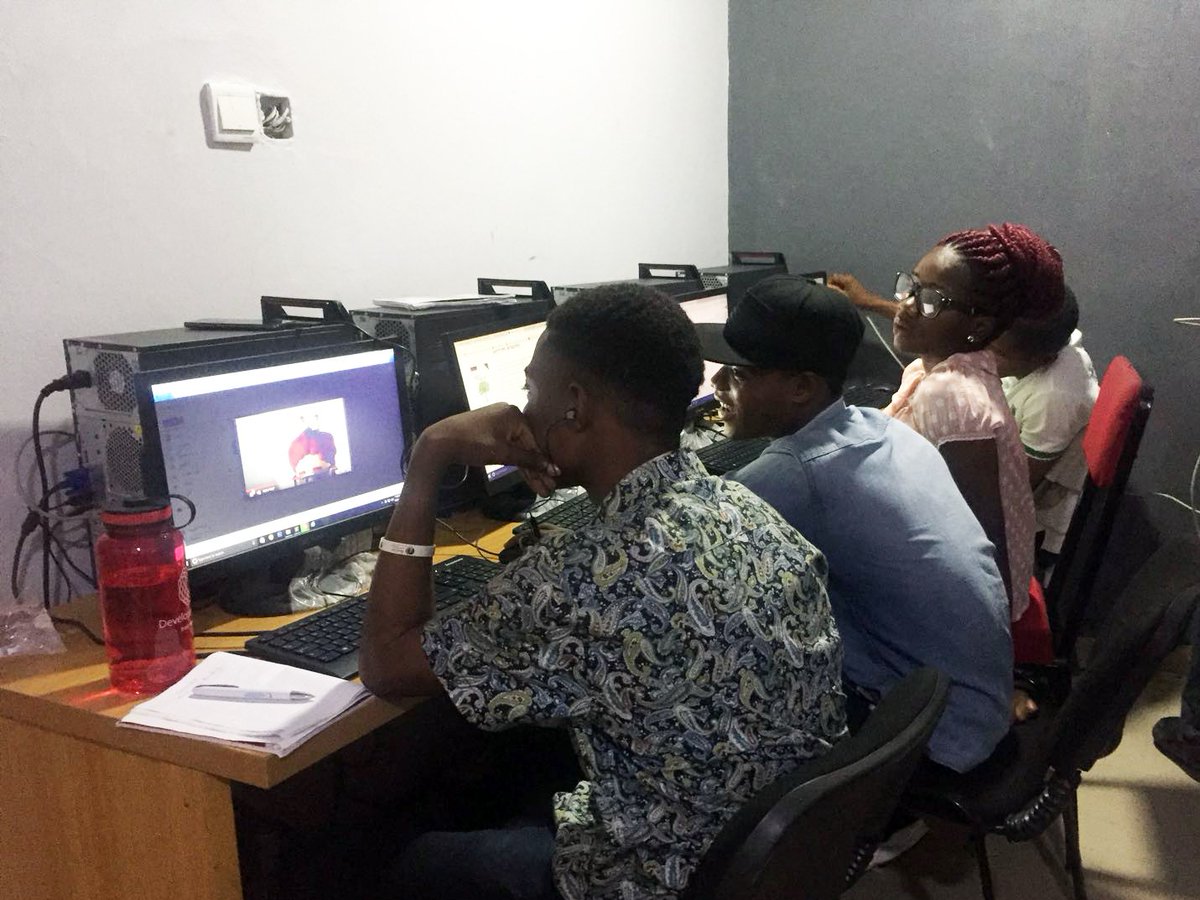 butterflyworks's tweet photo. Alumni from @EkoBits are testing our first advance web development course that we created in collaboration with @tunga_io for  Bits Academy! https://t.co/qA4dxE1ZEK