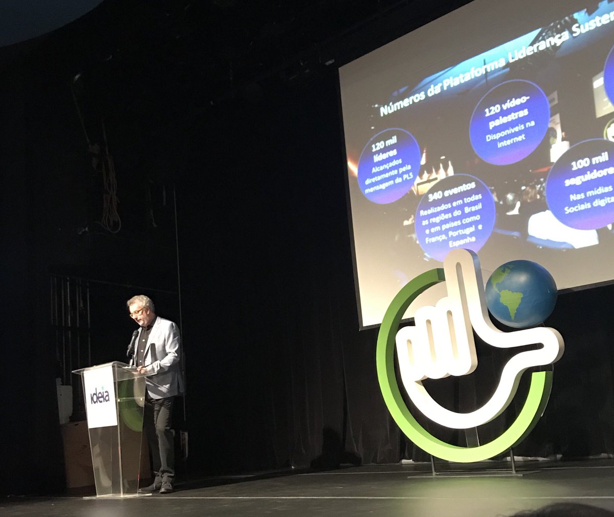 VivoTransforma's tweet photo. CEO com propósito, conectando e educando líderes de negócios sustentáveis. https://t.co/OBBwP7r2Mm