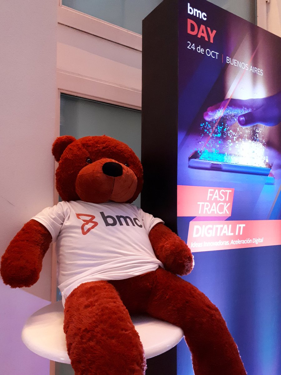 Ivicurtis's tweet photo. Llegó el día!!!! 👈 #bmcdaybuenosaires https://t.co/EpR62JBKdY
