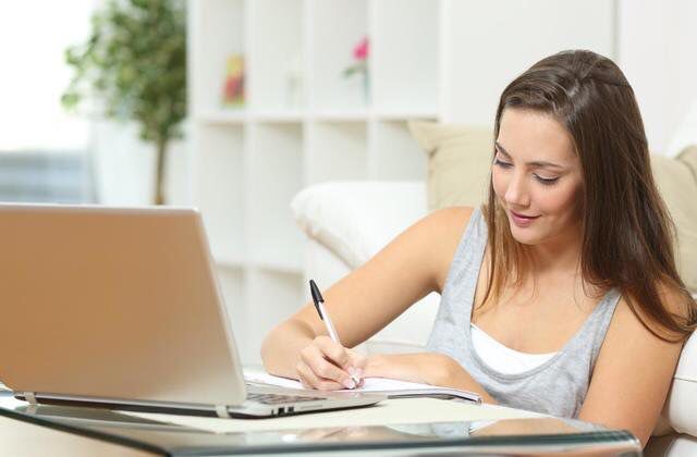 ThePlannerFreak's tweet photo. Filling Out #FAFSA ? Try A Checklist To Keep You On Track https://t.co/H0GPOA16an #JuniorYear #CollegePrep #TheStudyFreak https://t.co/qZtpQtM72Y