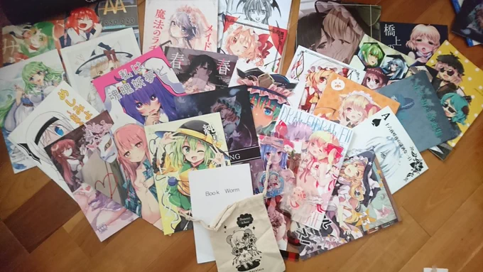 紅楼夢の戦利品です……!
ここにうつしのくんのフランちゃん香水がつく感じ…!
色んな方に会ってお話できて嬉しかったー!😭 