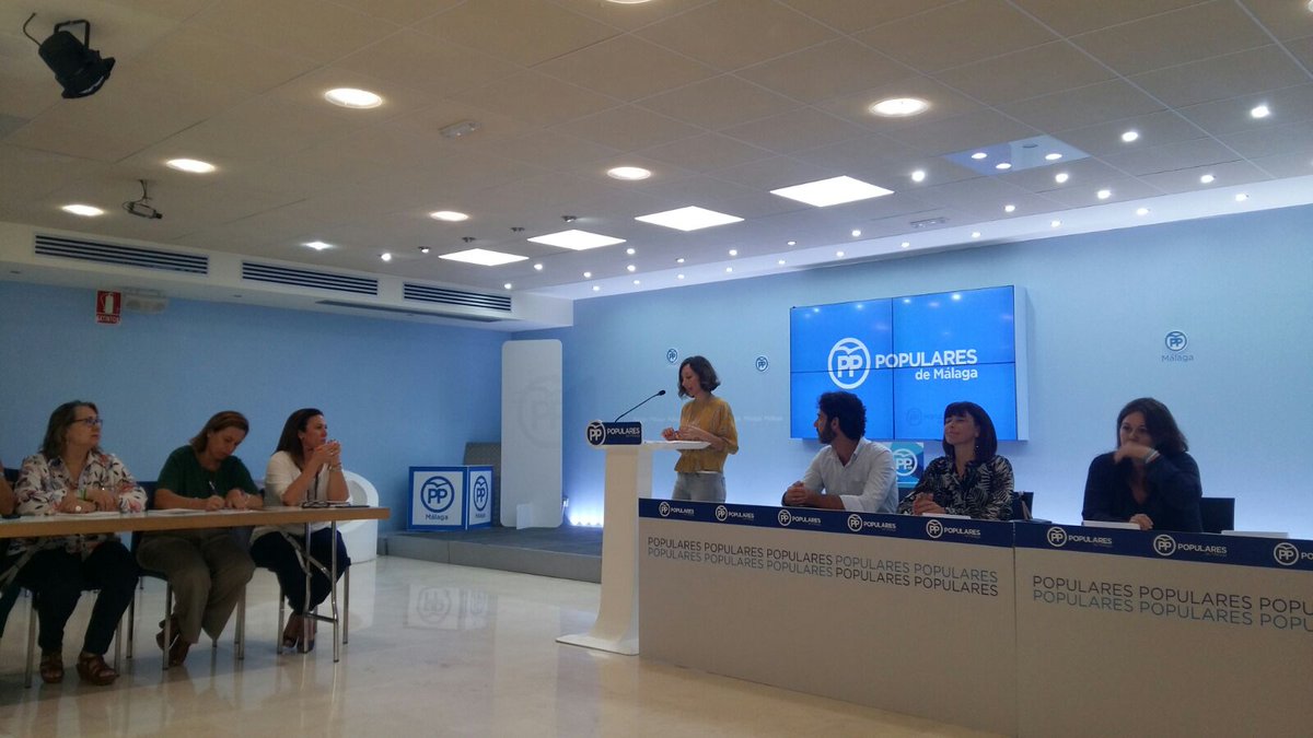 ruthparticipa's tweet photo. Hoy desde @PPMalaga hemos denunciado que @JuntaInforma cargará  la gestión de la renta básica sobre los ayuntamientos y exigimos recursos! https://t.co/SBHuMPH3EA