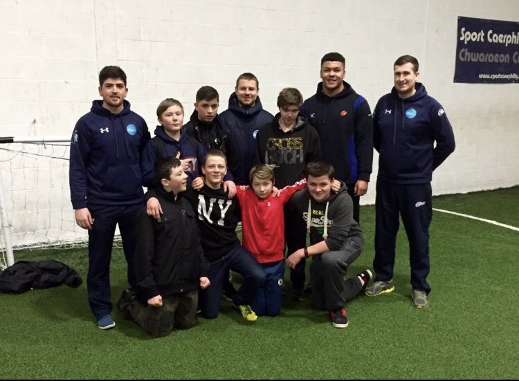 PositiveFutures's tweet photo. Brilliant news to hear @LeonBrown14  has made it into the @WelshRugbyUnion 36 man squad. Leon has been a great help to young people within @CaerphillyCBC @sport_leisure @GwentPCC @SaferCaerphilly https://t.co/epVhMZdMmY
