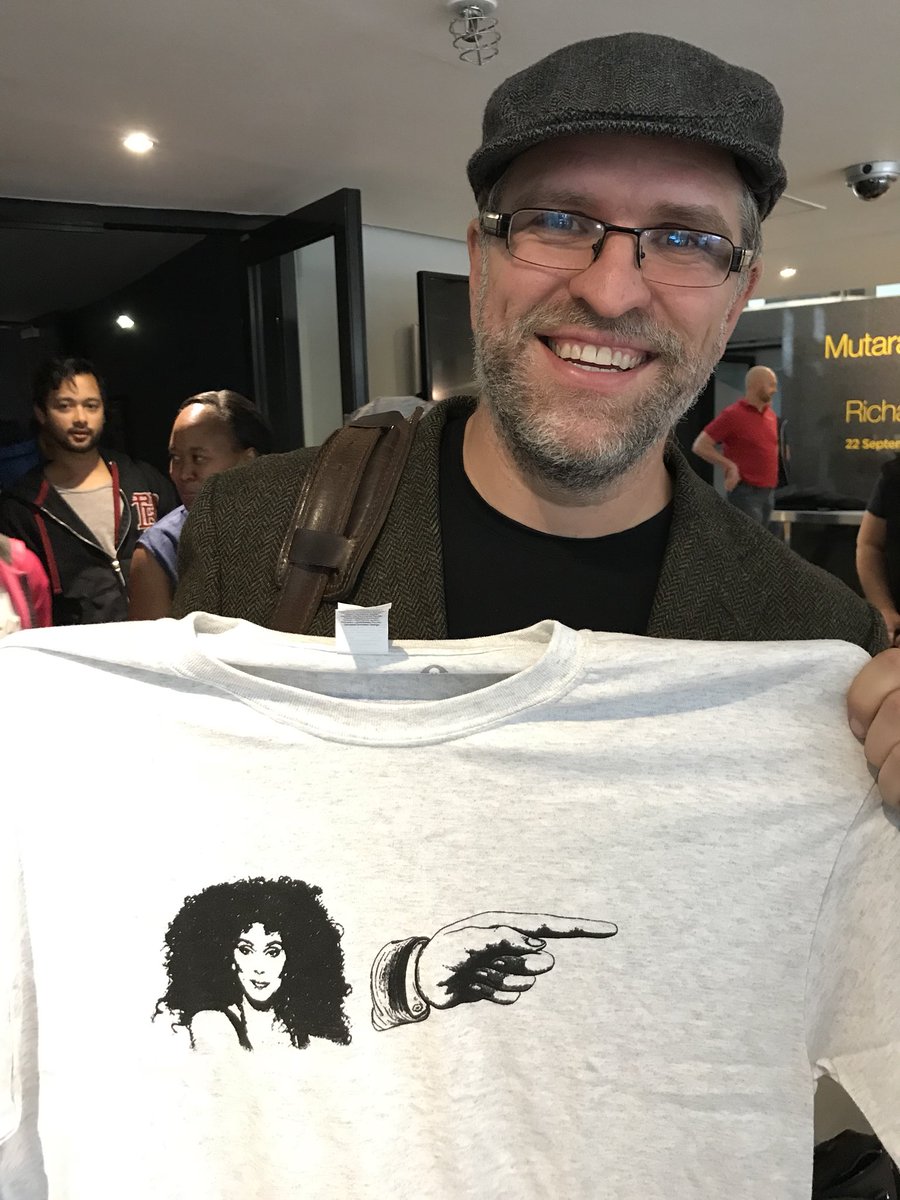 buckleyplanet's tweet photo. People attending my workshop on Groups & #MicrosoftTeams today can win 1 of 5 #CherPoint #SharePoint shirts or an @AvePoint_Inc rugby ball https://t.co/QXExFlCs1a