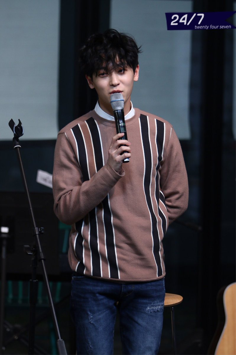 [24/7] 171024 #그여름동물원 쇼케이스 #병헌 너무 좋다!!! 사랑해!!! 짱이야!!! <a href="/honey_schedule/">🐥</a> 247forhoney.com