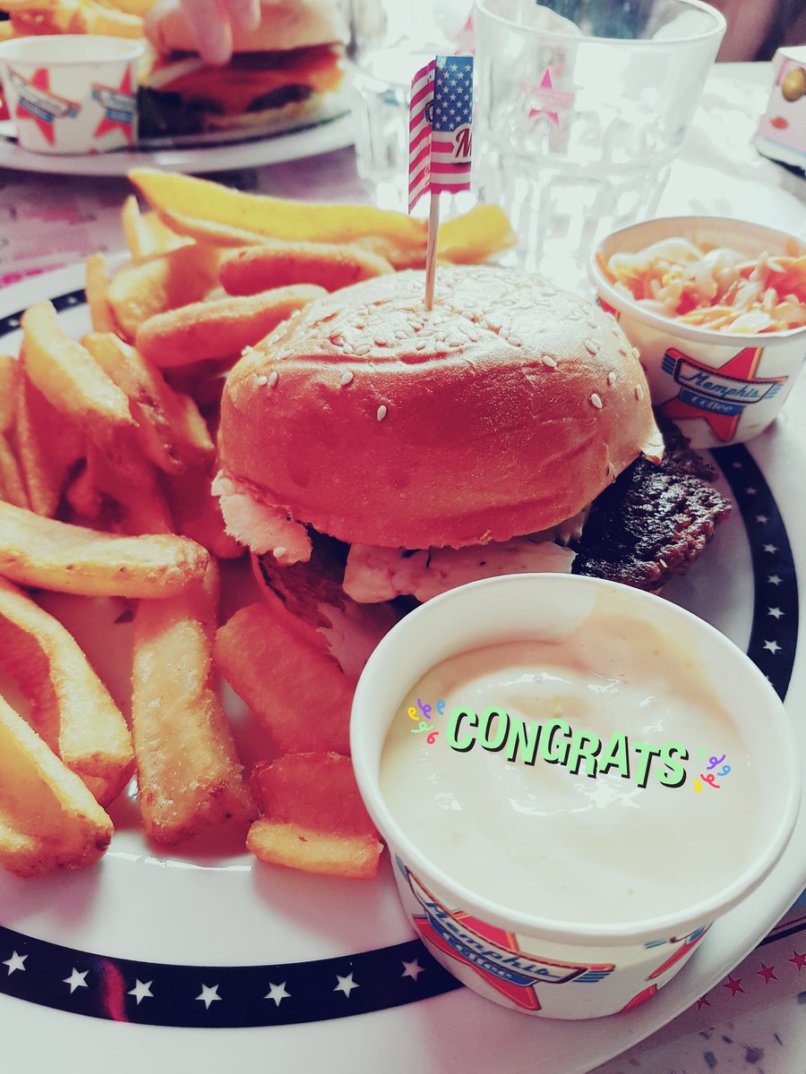 Cflorilege's tweet photo. Arrivée de #Memphiscoffee à Saint Etienne. Un vrai succès! Fiere de travailler pour ce client 😊 https://t.co/99zlwMssOm