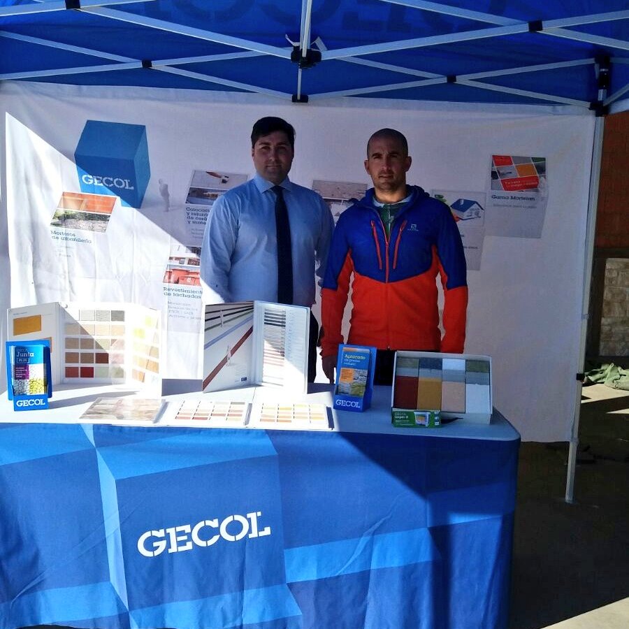 GECOLoficial's tweet photo. Hoy nuevo Punto de Venta Activo en Almacenes Franganillo en Requejo de la Vega (León) con @PGonzalezGECOL y Fran, encargado del almacén. https://t.co/lprwvaDKP4