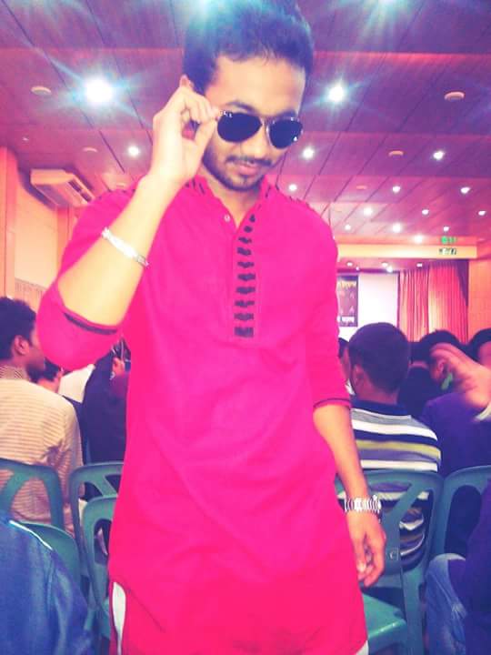 MunnaRoman's tweet photo. #2015
#class_party
#punjabi_style😎😎😎😎✌✌👌👌 https://t.co/tH7iwAQtPh