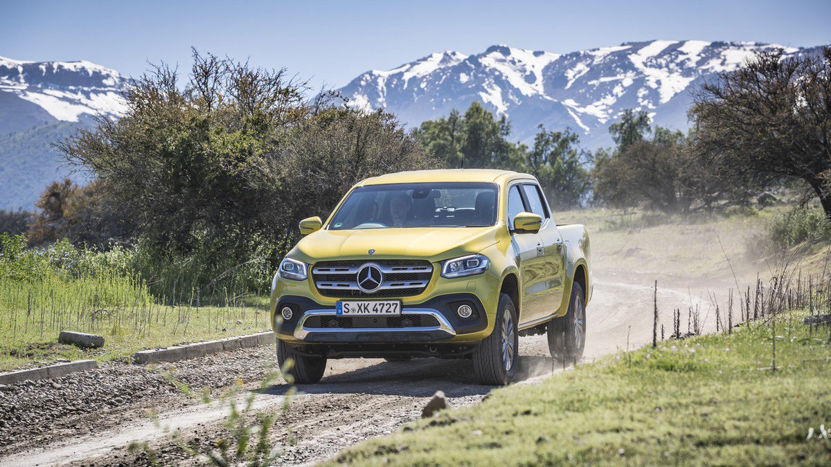 CarsSouthAfrica's tweet photo. We are driving the new @MercedesBenz_SA X-Class which is due to arrive in SA in Q2 of 2018! @DaveTheCarGuy reports from Chile - https://t.co/Lrs7vb8mzn https://t.co/OMyjnqGvSY