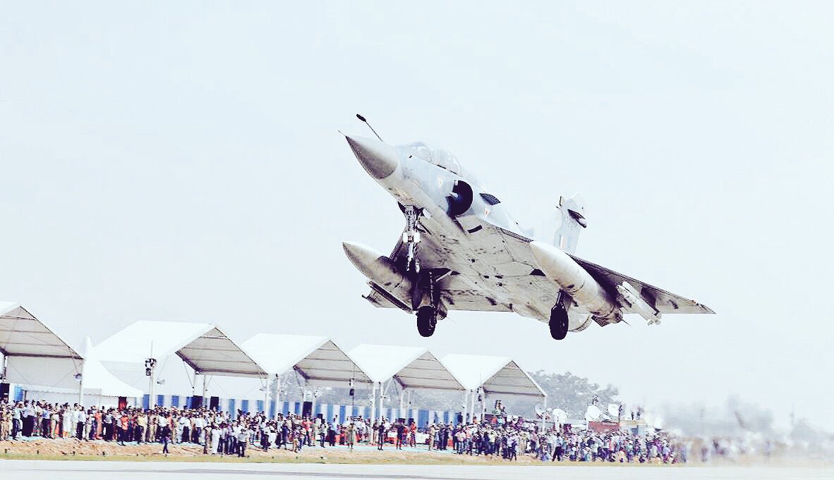 yadavakhilesh tweet picture
