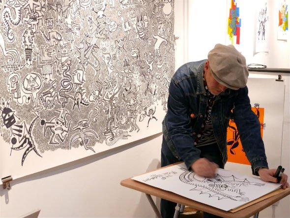 chesterartsfair's tweet photo. With all the #artwork, #LiveArt demos, @VisualArtOpen exhibition, @chesterzoo kids area and more, time to start planning your day at #CAF17! https://t.co/tlyDXkhMGa