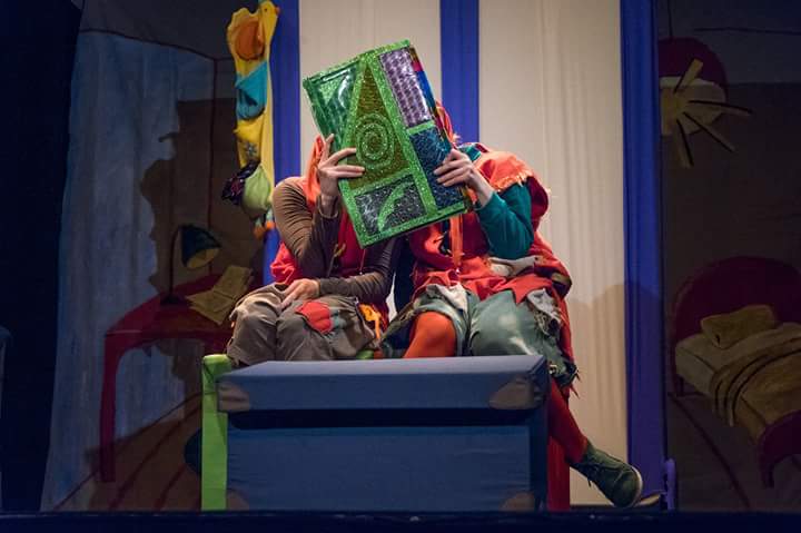 Desde ¿Cómo te lo Cuento? os deseamos FELIZ #DiaDeLaBiblioteca
LEER nos hace PODEROS@S
Los cuentos de los Hermanos Grimm en <a href="/TeatrosLuchana/">Teatros Luchana</a>