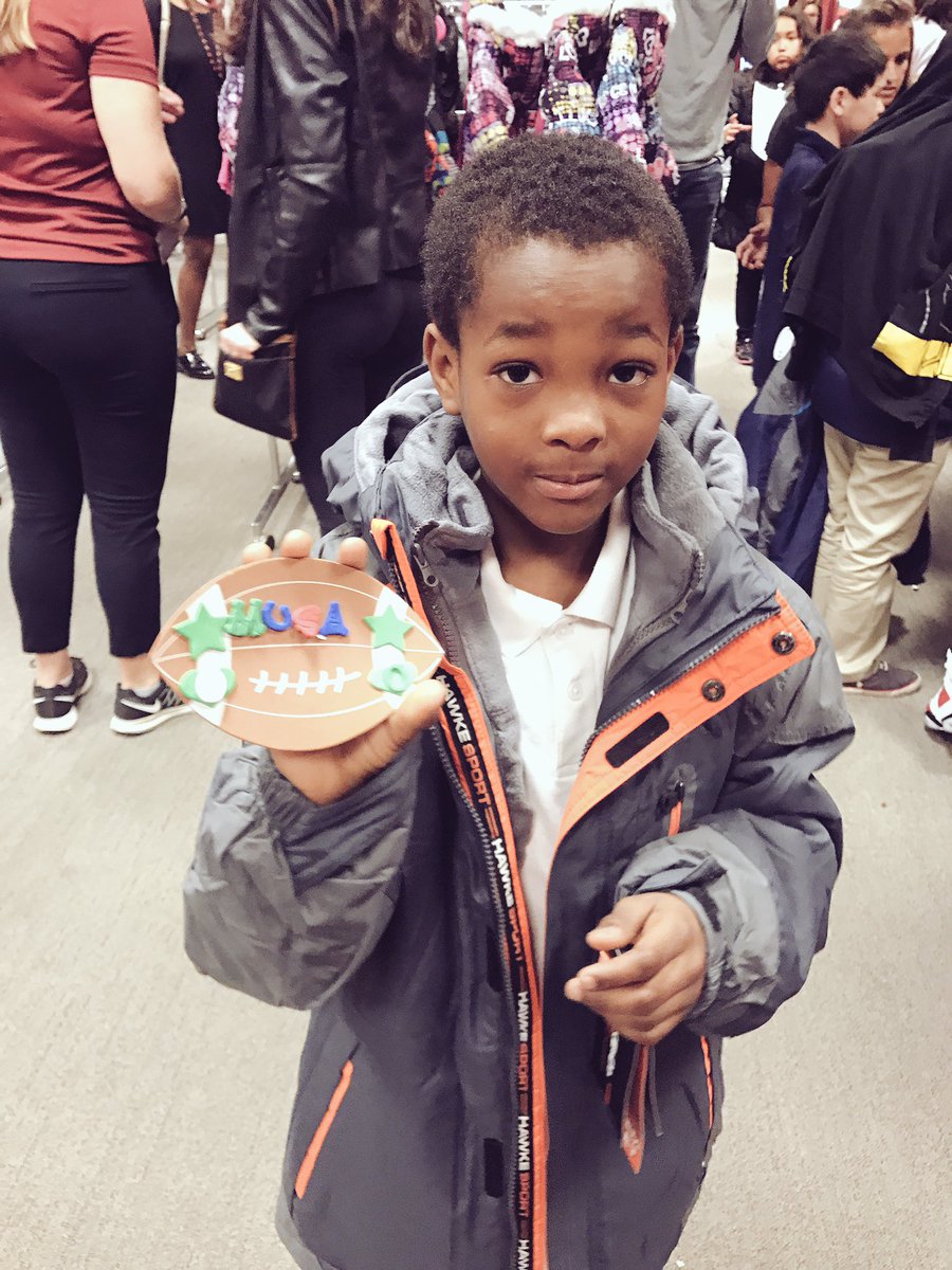 commandersCR's tweet photo. That's a wrap! Thank you to everyone  who made this year's Share the Warmth Coat Drive the best one yet! 🎉 https://t.co/XQr2ViaybF