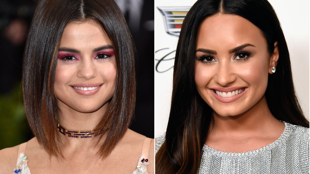 YoMelodyApp's tweet photo. #yomelody Selena Gomez And Demi Lovato Reunited And It Was Princess Protection Program All Over… https://t.co/ZNSvJ6sgNe #socialmusicnetwork https://t.co/tndzFpE60N