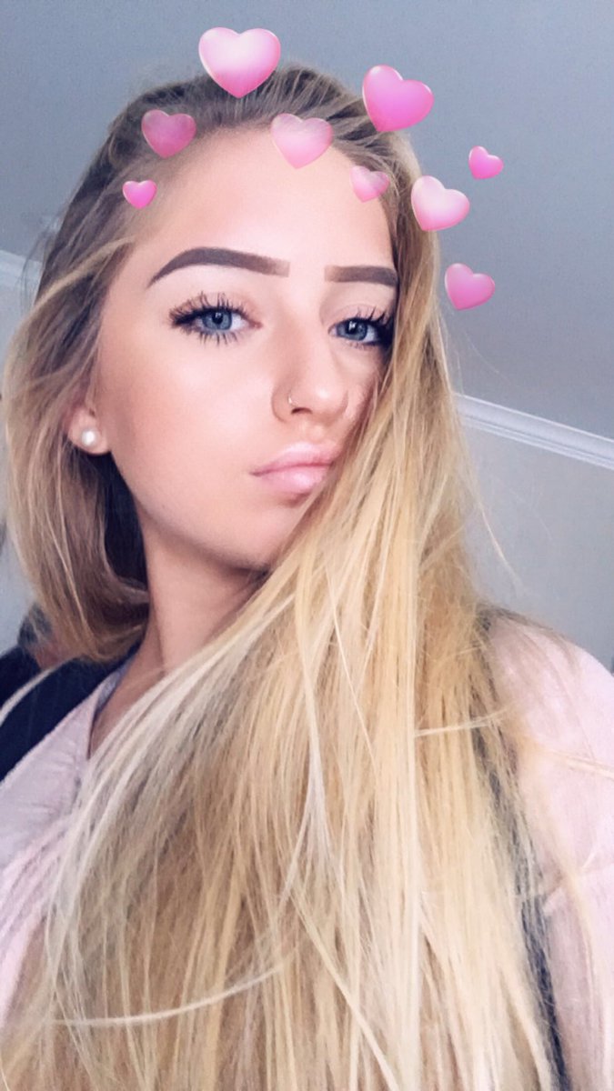 sydneyjenkins_'s tweet image. i need pics w/o filters but it’s ok they’re soon to come.
