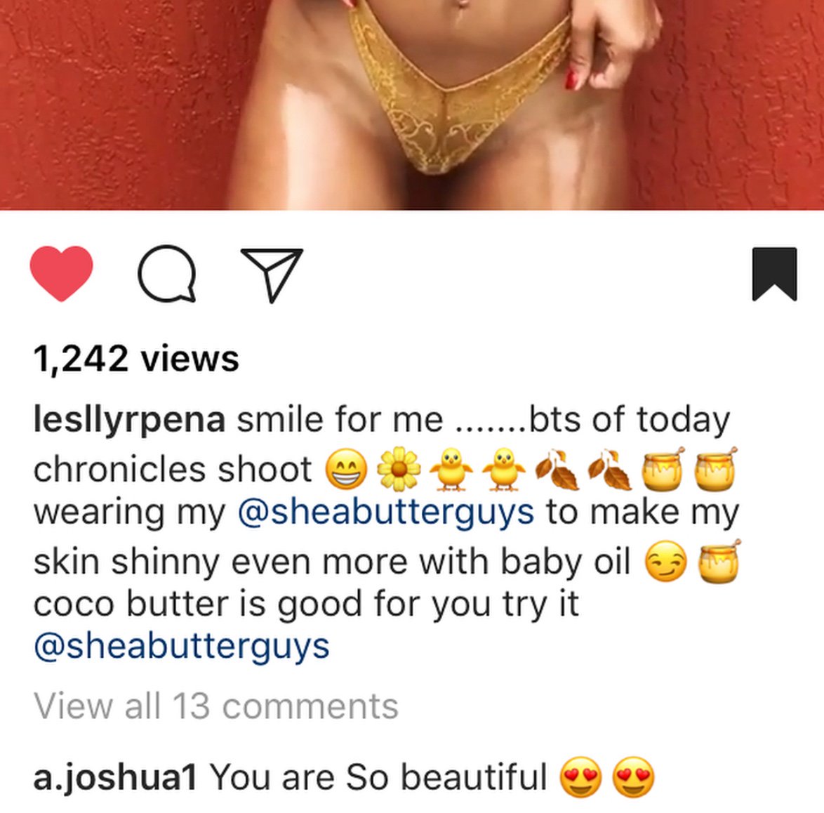 afrorganic's tweet photo. A client gracias señorita our #cocoabutter is doing the trick #global #california #losangeles #sheabutter #sheabutterguys #london #global https://t.co/FpGzGfmlgV