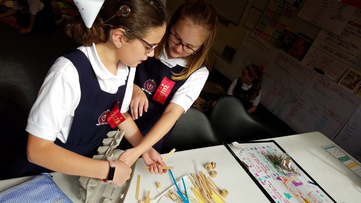 MrsSkubicsClass's tweet photo. Solving #ColonialProblems with @Koetting55 #GlobalMakerDay https://t.co/fvXHJrHDQU