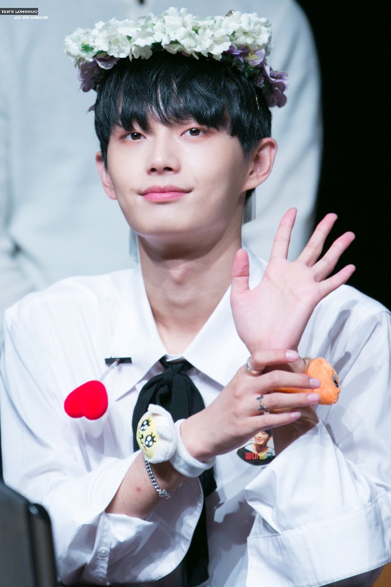 trlongguo's tweet photo. 171022 JBJ 강남판싸  HQ #용국 #김용국 #金龙国 #JBJ https://t.co/VsRCfqcfDp