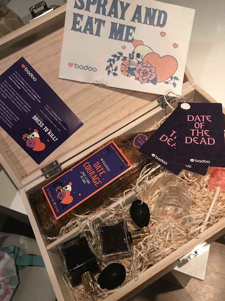 ThisisSianOwen's tweet photo. Thanks to @Badoo for my box of goodies!! Can’t wait till Thursdays #dateofthedead #dating #badoo #halloween #tequila #perks https://t.co/nD6rQxIjhq