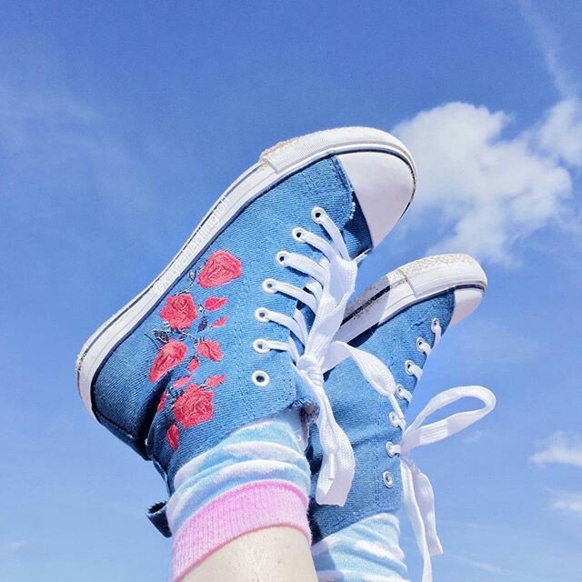 wallpaperxxp's tweet photo. Blue 💙 #แจกวอลเปเปอร์ #แจกวอล #blue #wallpaper https://t.co/ZH2KWPIJU5