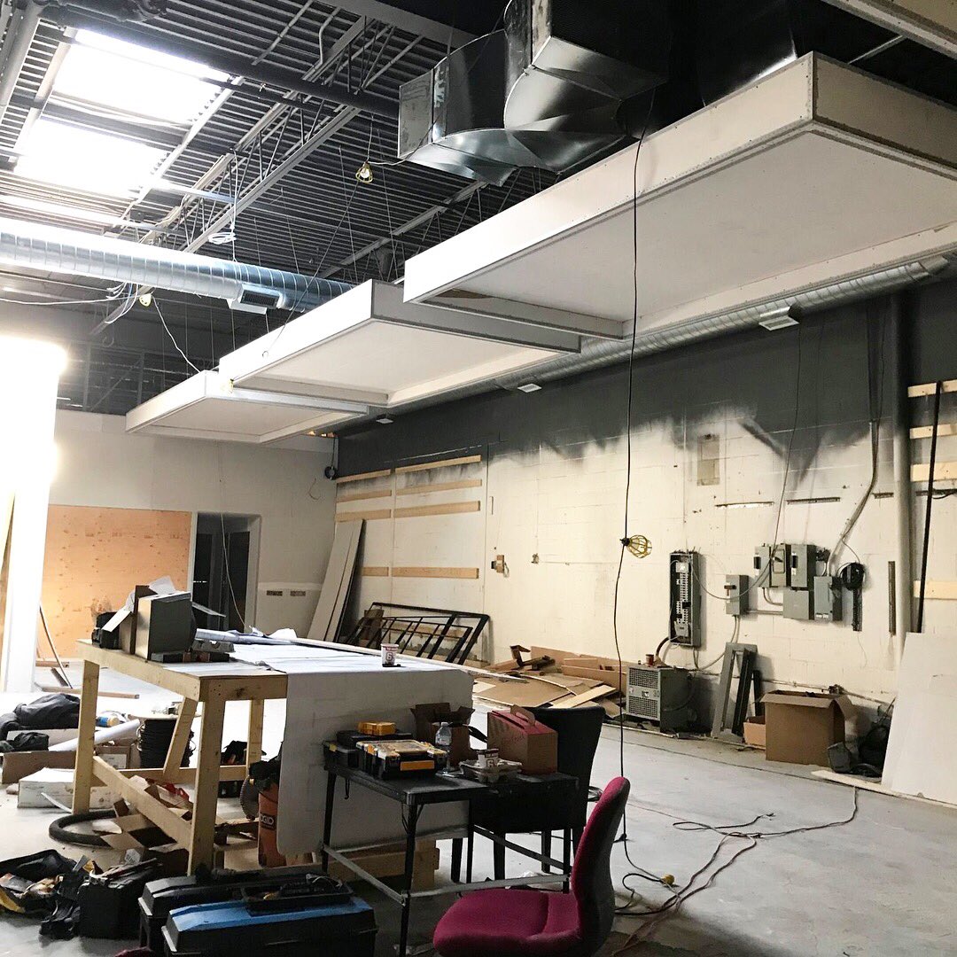 My_DesignStudio's tweet photo. Our new showroom is starting to take shape! We can't wait for the final reveal! #DecorCentre #Toronto by #MyDesignStudio https://t.co/qwbbcpr5N7