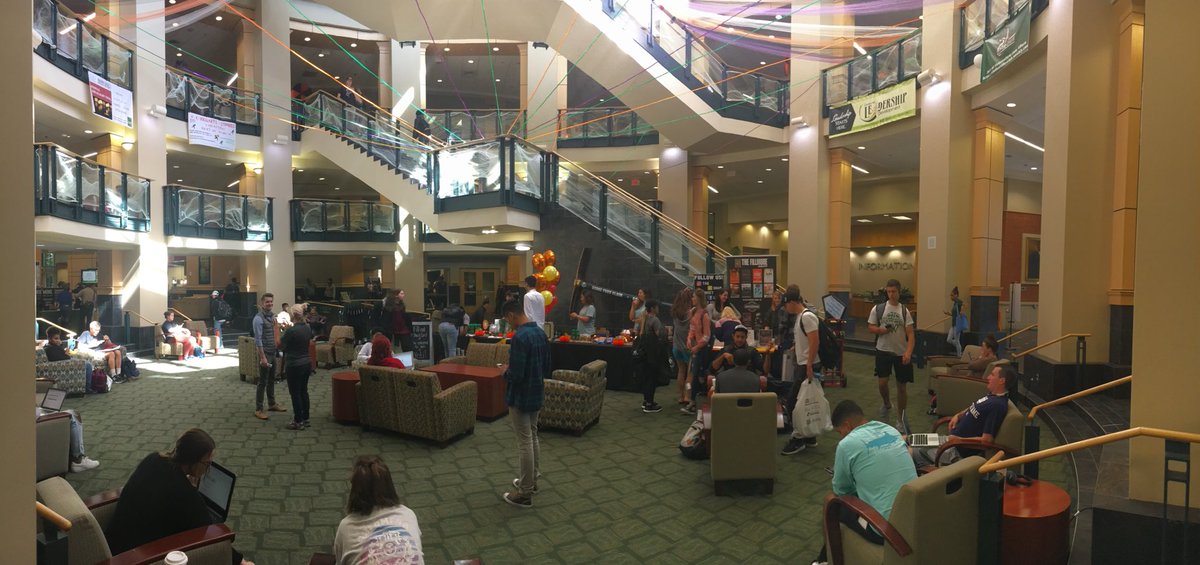 CLTStudentUnion's tweet photo. Fall Fest Expo is happening right now in the Union! Food + games + prizes! #uncc #unccunion https://t.co/qzAFEFGFXJ