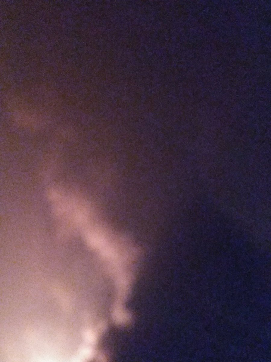 meetdrvinay's tweet photo. Fire at #Unicharm Company, Neemrana. May God save all those who are inside. @sureshpprabhu @PMOIndia #firebridgade @VasundharaBJP ...2 https://t.co/KoaMBIvBnQ