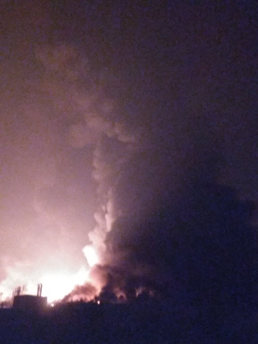 meetdrvinay's tweet photo. Fire at #Unicharm Company, Neemrana. May God save all those who are inside. @sureshpprabhu @PMOIndia #firebridgade @VasundharaBJP ...2 https://t.co/KoaMBIvBnQ