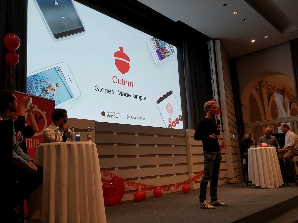 12min_me's tweet photo. Jetzt gibt's was auf die Nuss mit #CutNut  #12minslam #startupslam https://t.co/Rk3Vdf7wZF