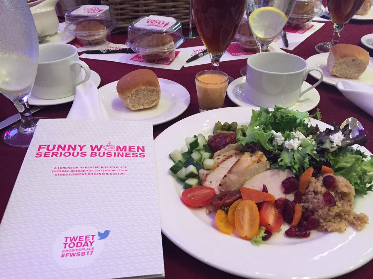 JJillStyle's tweet photo. Proud to support @RosiesPlace and their mission to help women in need at today's #fwsb17 luncheon. https://t.co/0fn9AQM1Kc