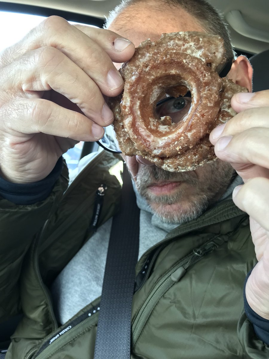 Because sometimes you don't want your donuts wasabi filled or truffle topped. #BillsDonutShop #ABRoadEatsDayton
