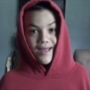 Bob and Rob are basically those kids who follow you around asking if you “gOt gameZ on yoUr phoNe” .