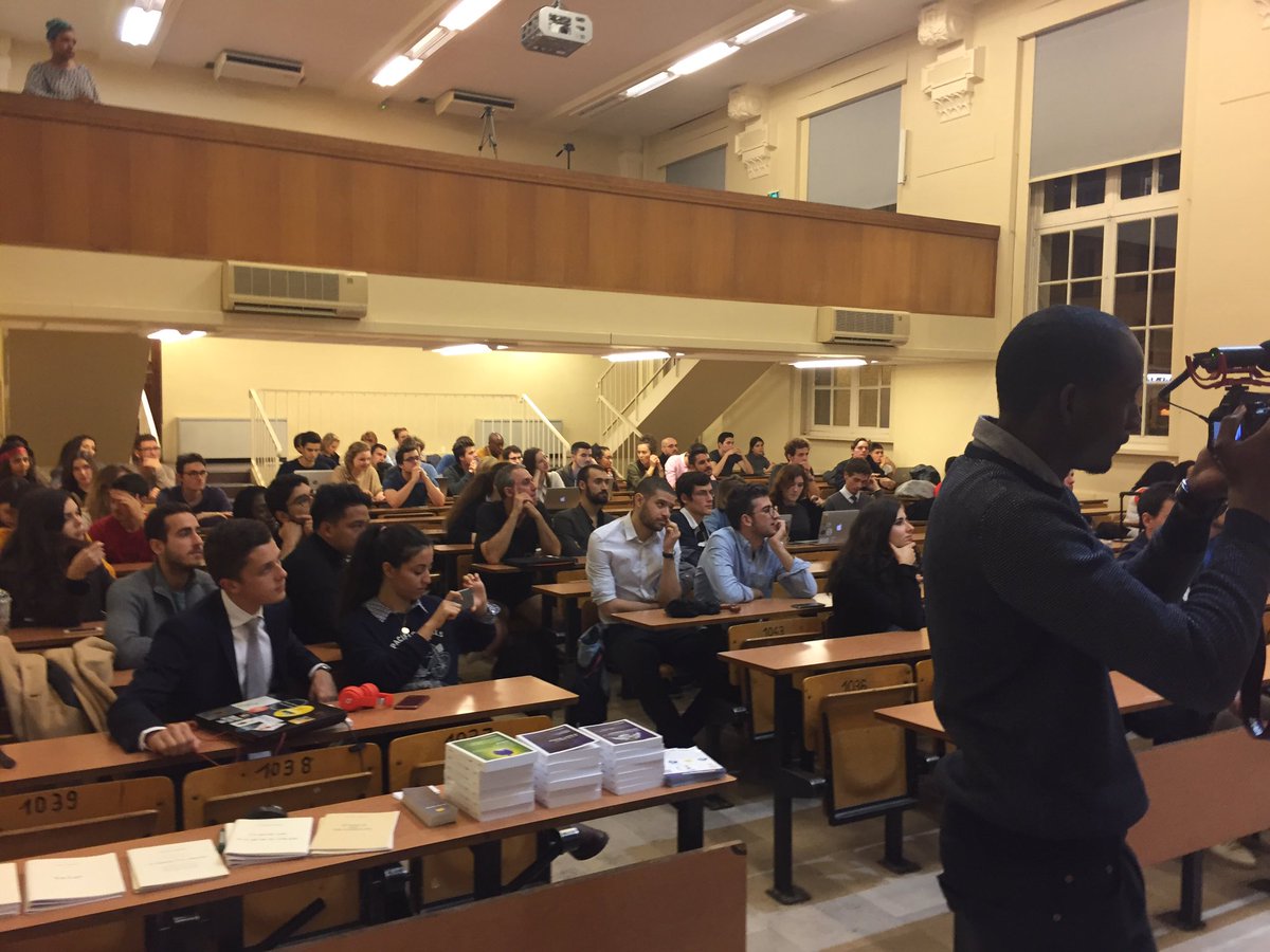SFL_France's tweet photo. #Student #Startup : tout risquer pour entreprendre ? @DoctrineFR @TeedjiApp @MeetMyMamma témoignent ! Notre conf avec @JPousseAssas https://t.co/wzj7j7clJ9