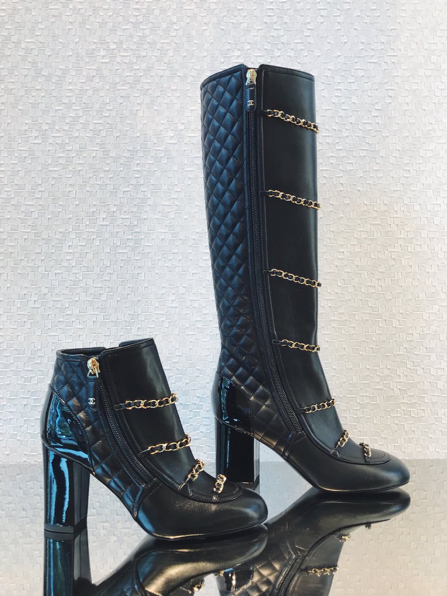 chanel boots chain