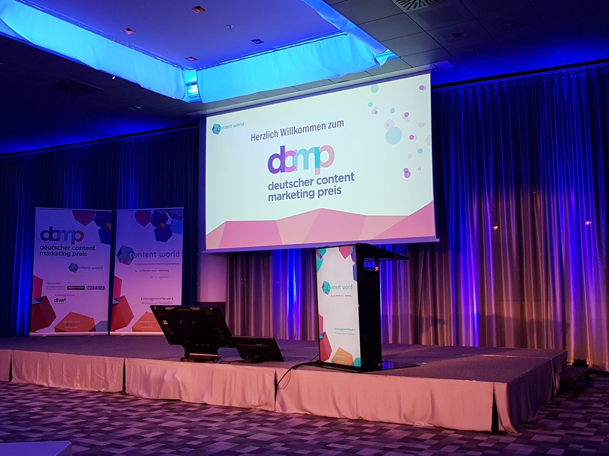ContentPreis's tweet photo. Der Countdown läuft! In wenigen Minuten startet die Preisverleihung  #dcmp17 @content_world #ContentWorld https://t.co/3vcnlngFIL