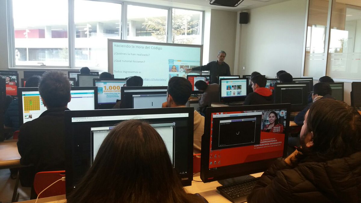HoraDelCodigoCL's tweet image. Seguimos con los Train the Trainers para los #6000Docentes! Hoy estuvimos con los @INACAPINOS de la Región de Los Ríos!
#programaelfuturo