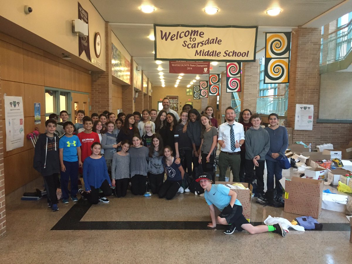 srstevejackson's tweet photo. 6th and 8th graders packing boxes and writing notes for Puerto Rico. Our supply drive ends Thursday!
#ScarsdaleMSPride #ScarsdaleWL https://t.co/ikxKQ9nhsa