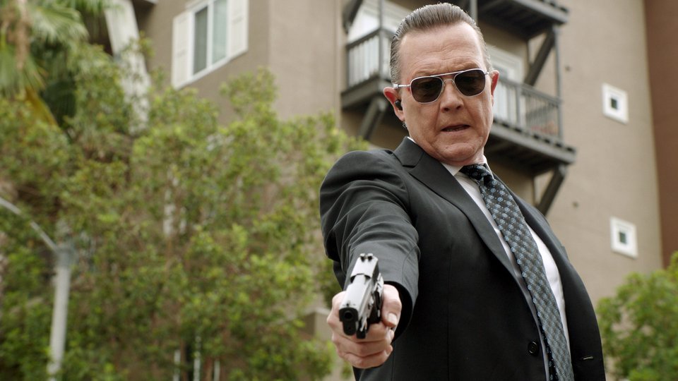 ScorpionCBS's tweet photo. Cabe is able to save his team, even with his old car. Watch the clip now: https://t.co/jvgQ65Ralr #TeamScorpion https://t.co/9PjhdGM6Nw