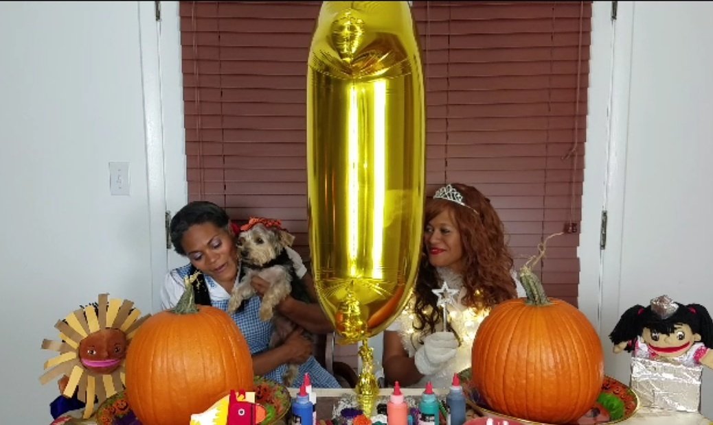 enannylink1's tweet photo. IT'S MY ONE YEAR 🎈 CELEBRATION ON YOUTUBE 🎬 WHOOO HOOOO 🎉

#ENannylink 
#Storytimewithmrsshauna 
#EARLYREADER 

https://t.co/dAmi9OAJqM https://t.co/9jwIGzepSO