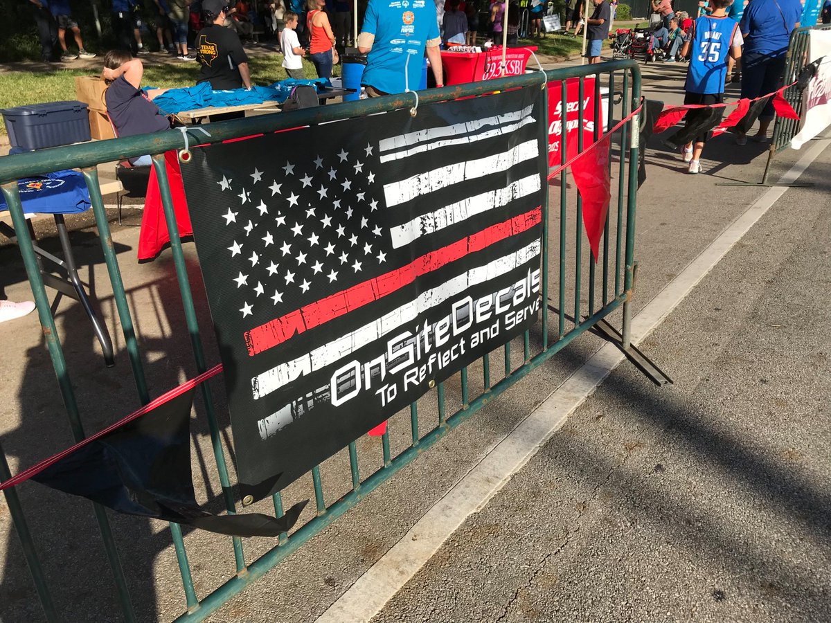 OnSiteDecals's tweet photo. Photos from the @bellairepd fire truck pull and car show to support @SOTexas ! We were proud to sponsor this event! https://t.co/P88qN4hRdS