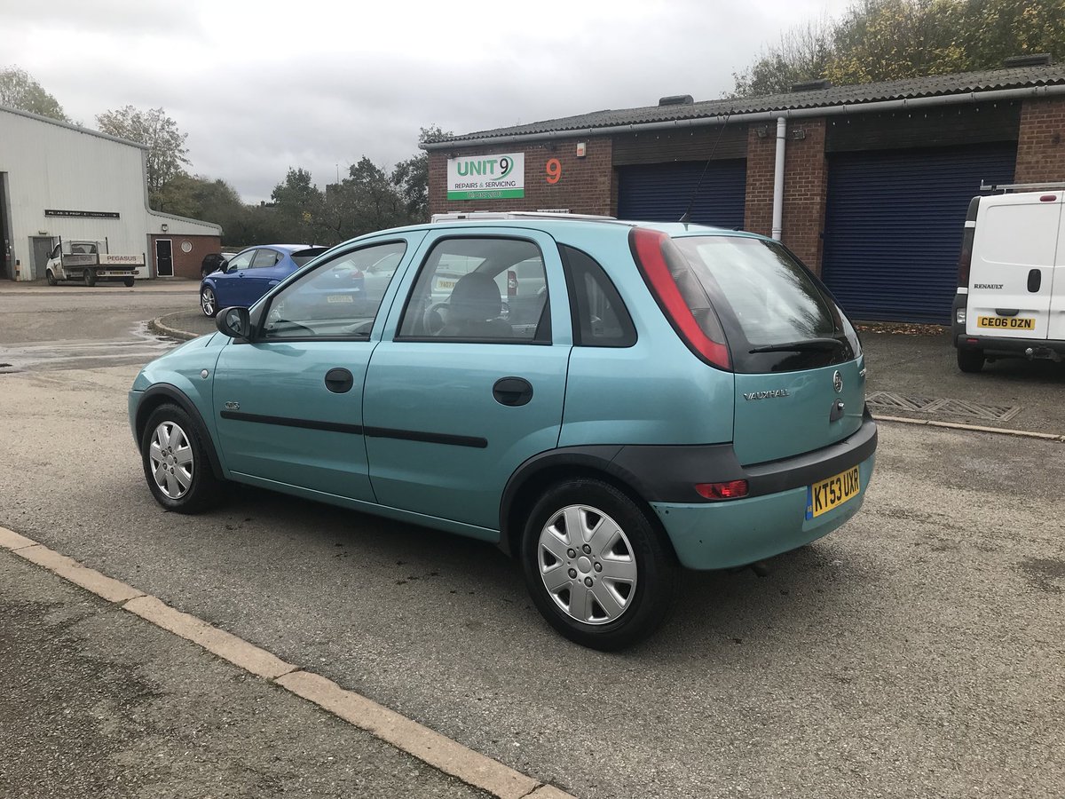 cropredyvans's tweet photo. Just took in part ex. Vauxhall corsa 1.7 gls. Diesel. 53 plate. 130k. Mot July 2018. £500 https://t.co/heDKCqUgno