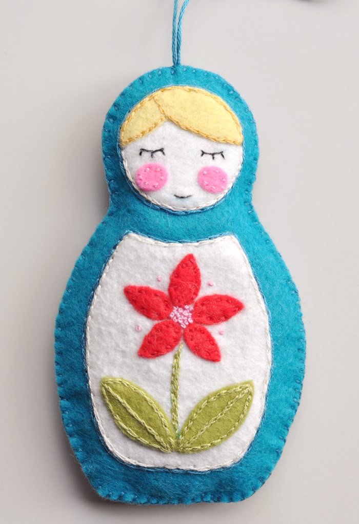 UKCraftFelt's tweet photo. What a cute Matryoshka Doll Ornament! Tutorial: https://t.co/E4CTtT2vI2 https://t.co/oRBEilTLlf