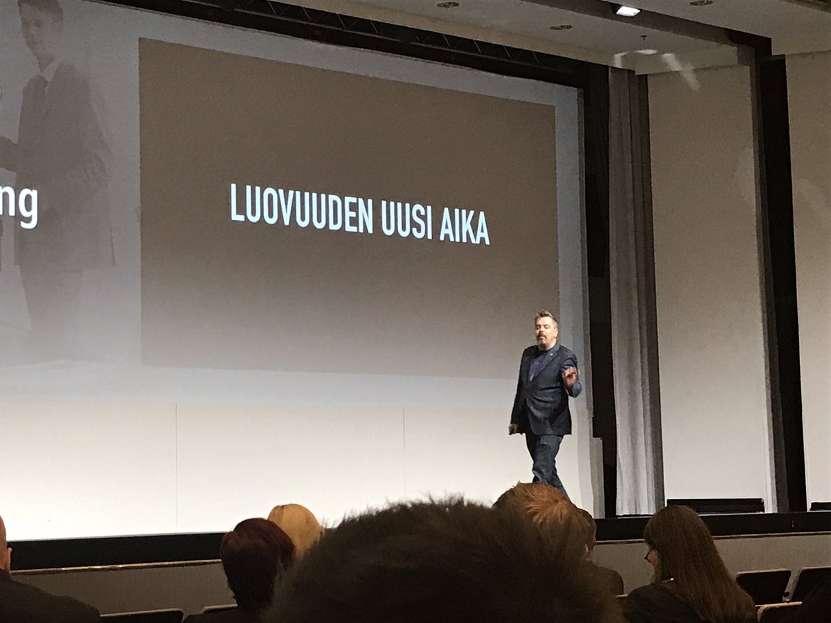 KirsiJuusti's tweet photo. Kuka innovoisi ikääntyvälle Suomelle ratkaisuja? Suomi harmaantuu eikä se pitäisi olla yllätys by @alfrehn #FutureCustomer17 https://t.co/m1JWAz1pb4