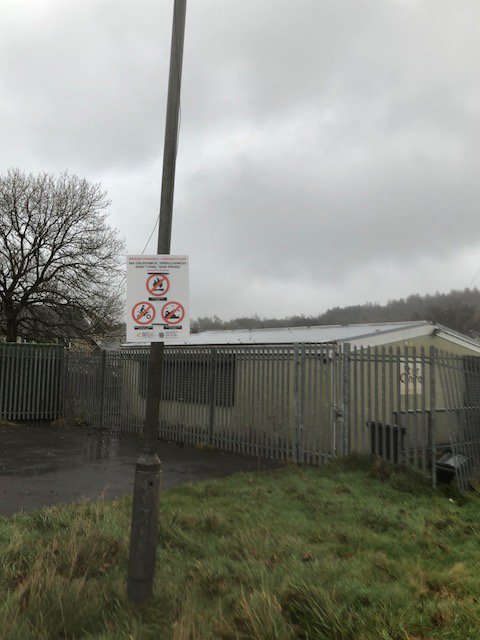 BernieCymru's tweet photo. FCU braving the weather in Tredegar erecting pride boards and carrying out patrols following deliberate fires - CP #arsonisacrime #swfrsfcu https://t.co/tbZ0UtQtEM