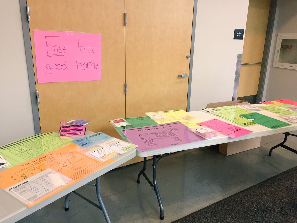 learninglabkits's tweet image. We're here at the @ohio4h Professionals' Update with #LearningLabKits!
#4HGrowsHere #4H #HandsonLearning (find us: ohio4h.org/books-and-reso…)