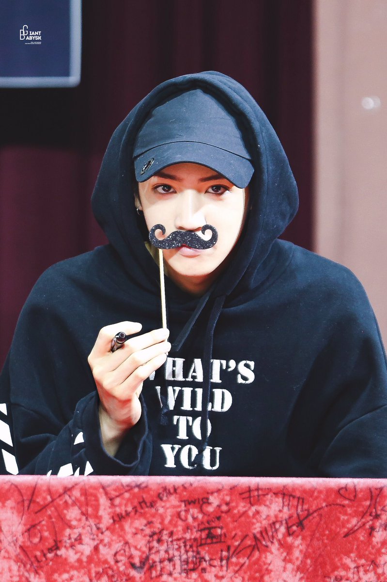 GIANTBaby0131's tweet photo. 161218 부산 팬싸
#우석 #정우석 #Wooseok #ウソク #펜타곤 #PENTAGON #ペンタゴン #Like_This #DEMO_01 @CUBE_PTG https://t.co/bq8srzETUd