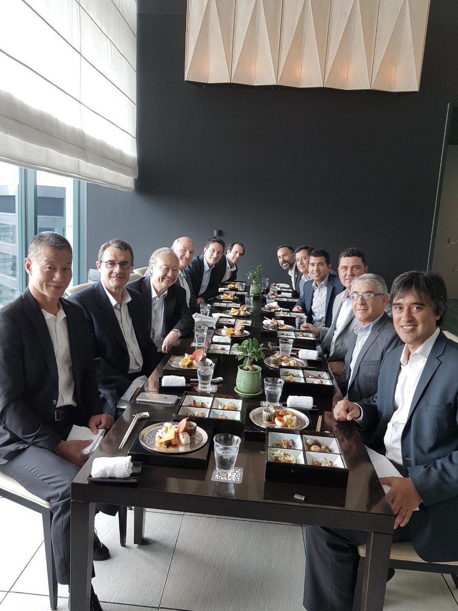 CatelArgentina's tweet photo. En el marco de los proyectos de CATEL, viajamos a Japón y estamos de visita en @SoftBank, dueños de la red #wifi pública más grande del país https://t.co/9ZZ0whAG5y