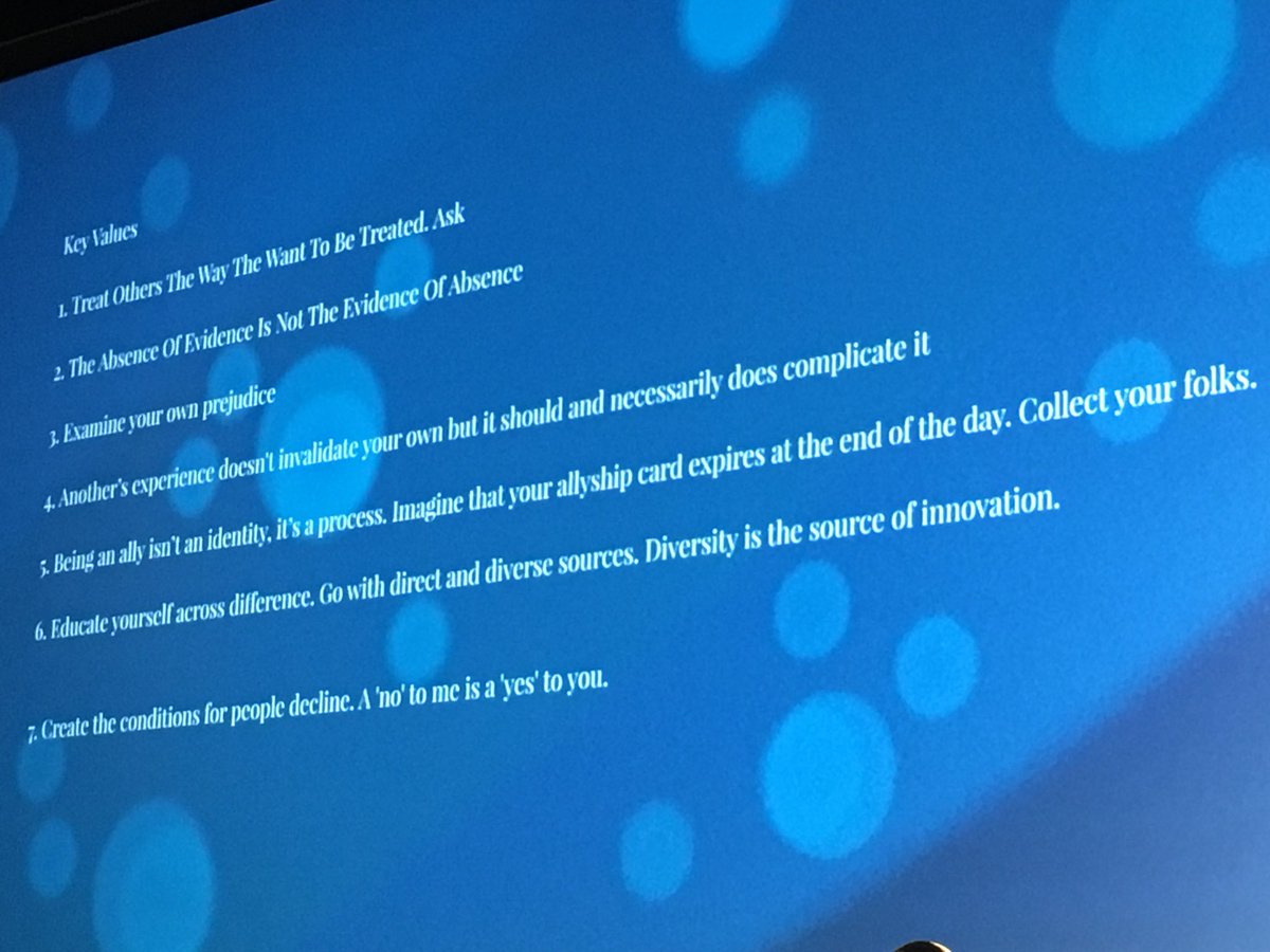 ChangeDayON's tweet photo. .@KimKatrinMilan wraps up her amazing talk at #HQT2017. Thank you! We’re inspired to keep the conversations going. #HQT2017 https://t.co/YvkZsz35D6