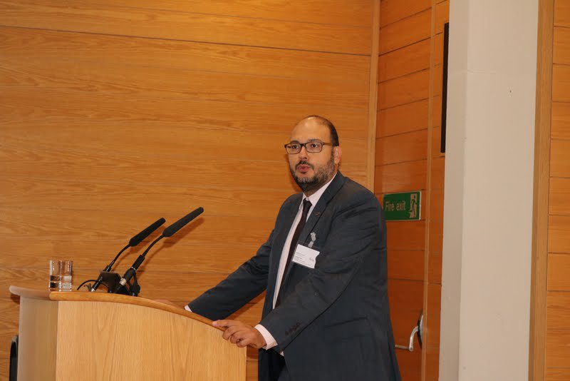 FLELearning's tweet photo. Opening Remarks by #Dr #Wissam #Fahed, #Adjunct Professor @LebAmUniv #presenting in the #ICTBEL 2017 #Oxford #conference #DayOne #SessionOne https://t.co/bIWec9v4xx